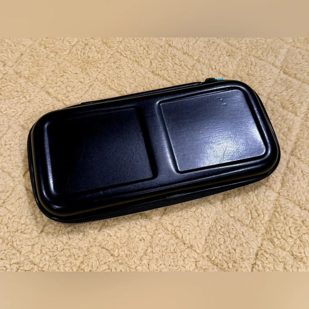 Animal Crossing: New Horizons Official Companion Guide Bundle & AC Switch Case
